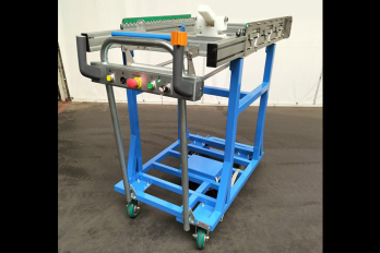 IDEC EZ WHEEL AWD 150 motorized tool cart