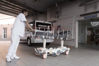 Trage mit elektrischem Rad von ez-Wheel® Serie 300M